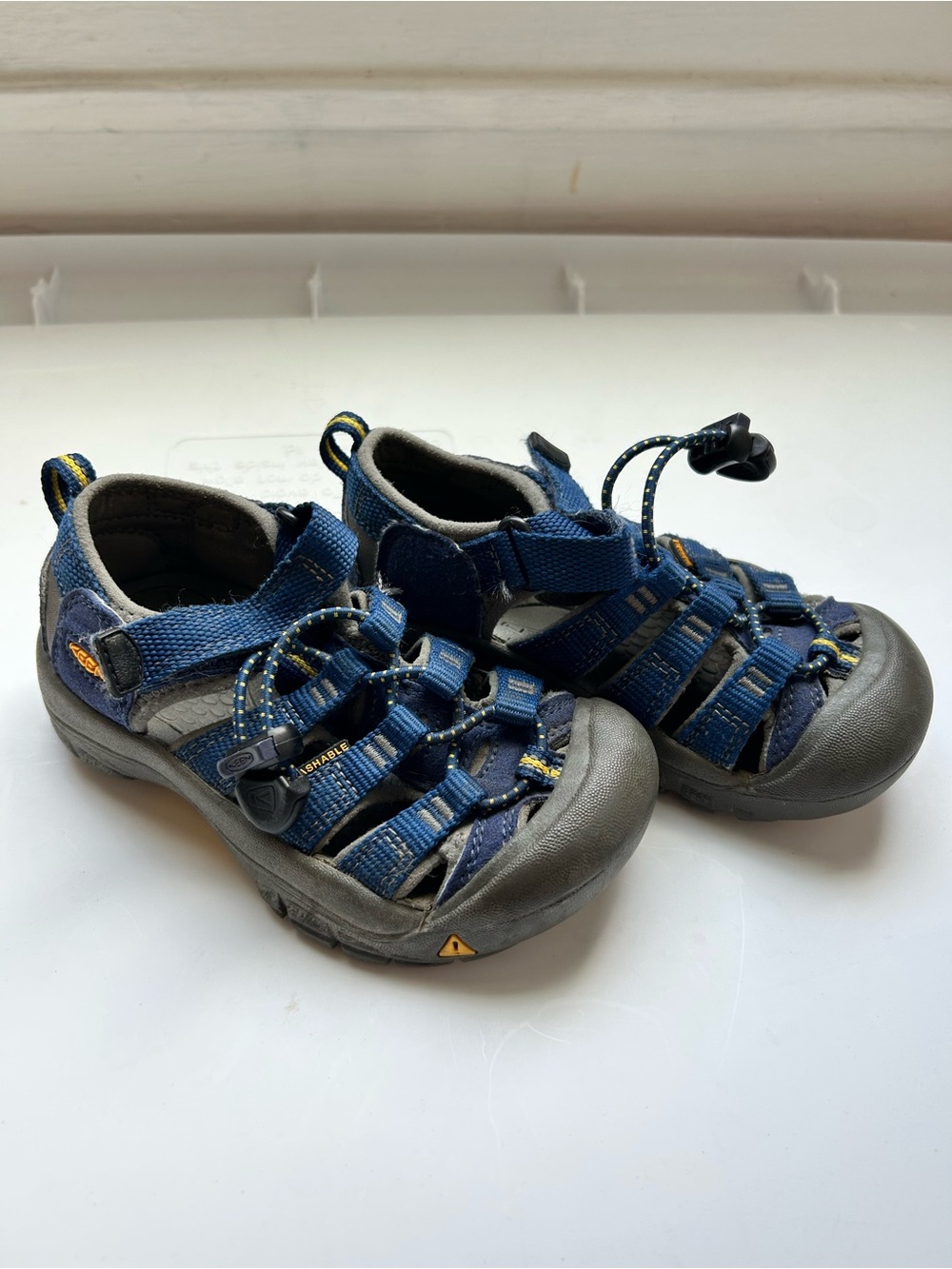 KEEN Newport H2 Toddler Sandals Size 10 - Blue / Yellow - Washable Hiking Water